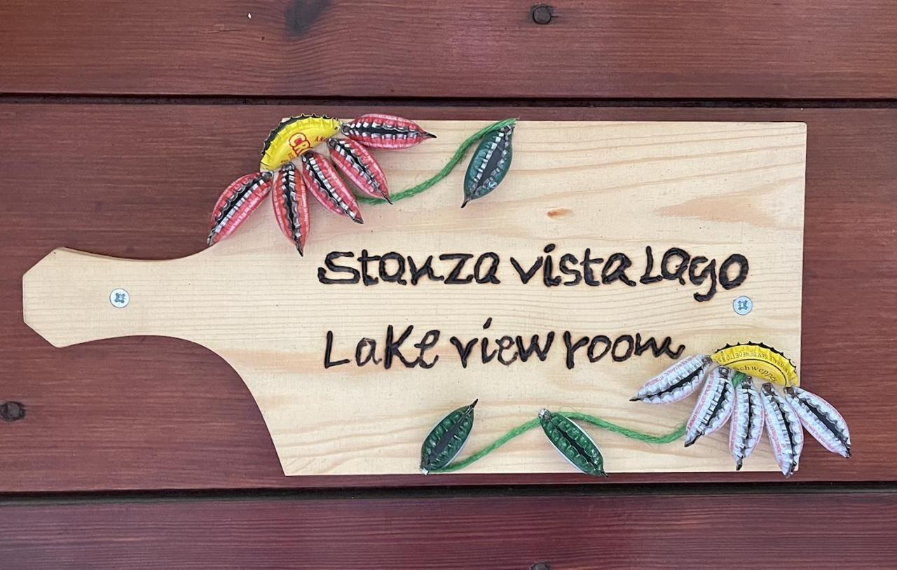 Stanza Con Terrazzo Vista Lago - Lakeholiday Castel di Tora Exterior foto